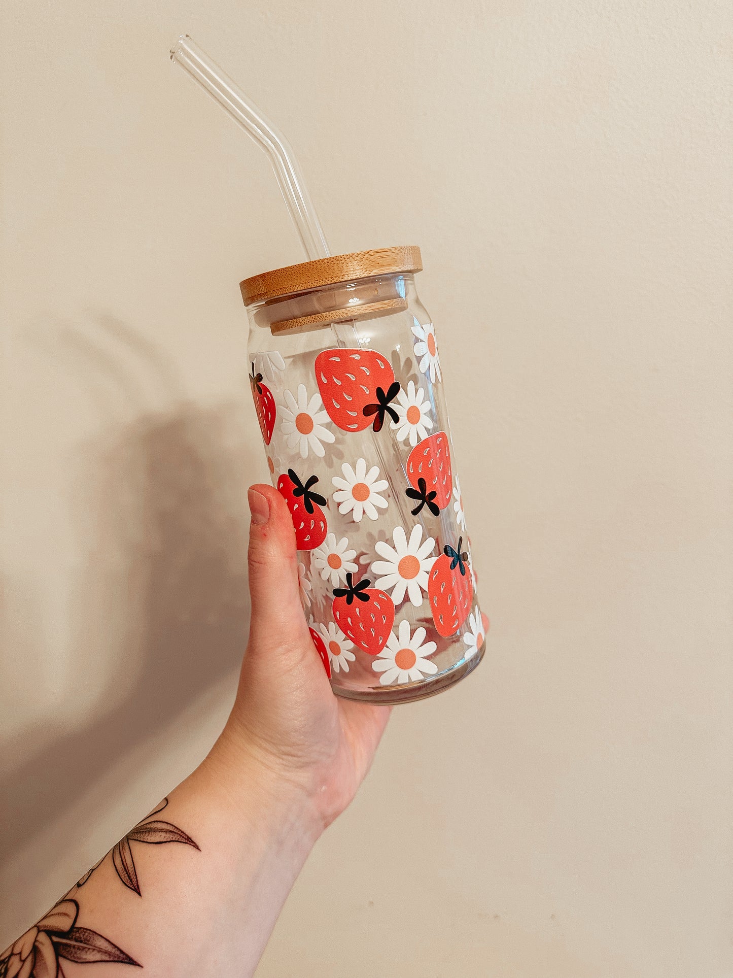 Strawberry Daisy Glass