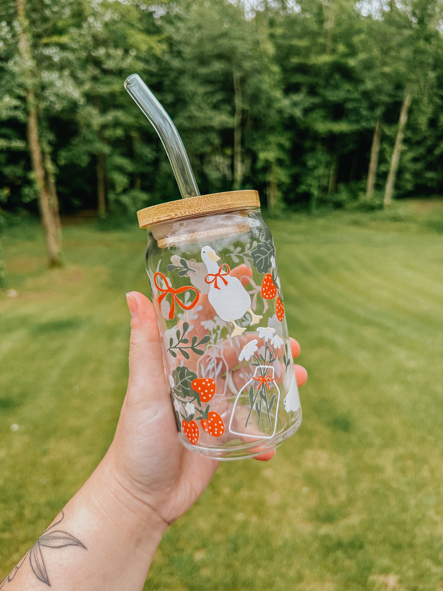 Cottage Duck Glass